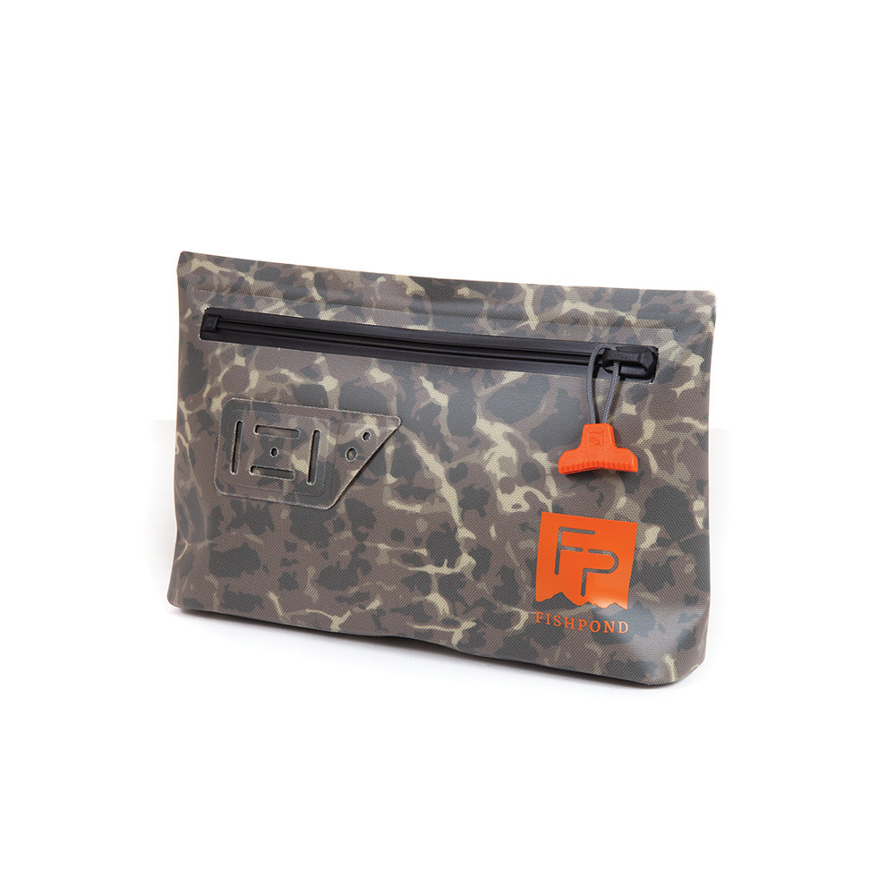 Fishpond Thunderhead Submersible Pouch Yucca フィッシュ